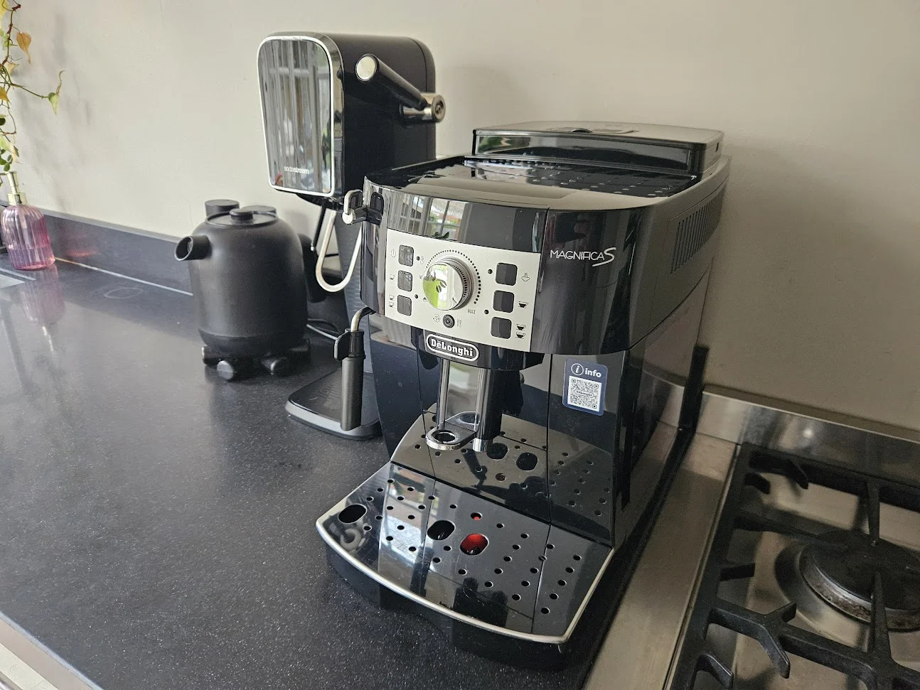 De De'Longhi koffiemachine.