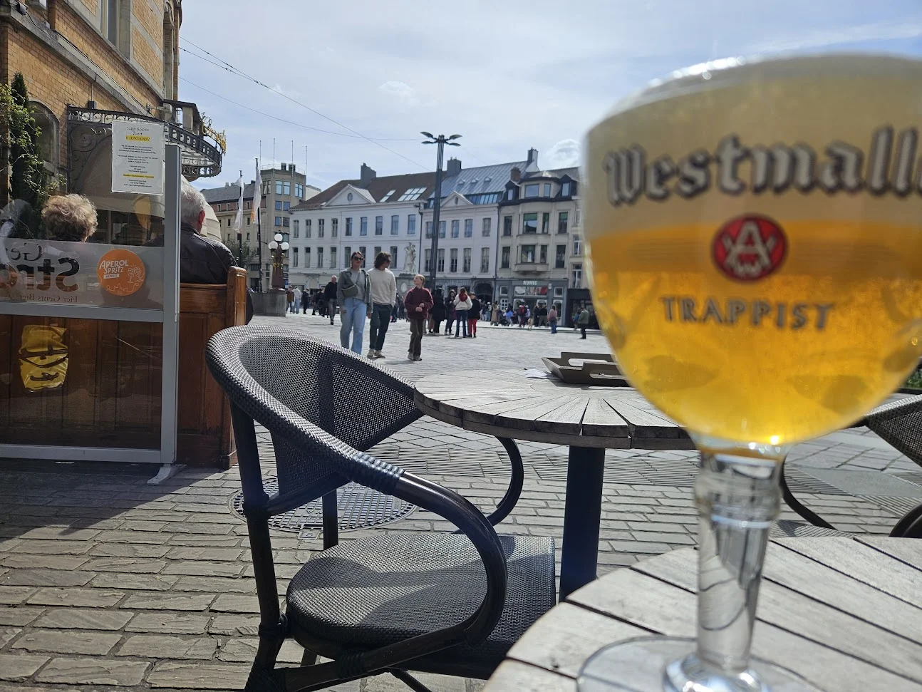 Een biertje op een Gents terras.